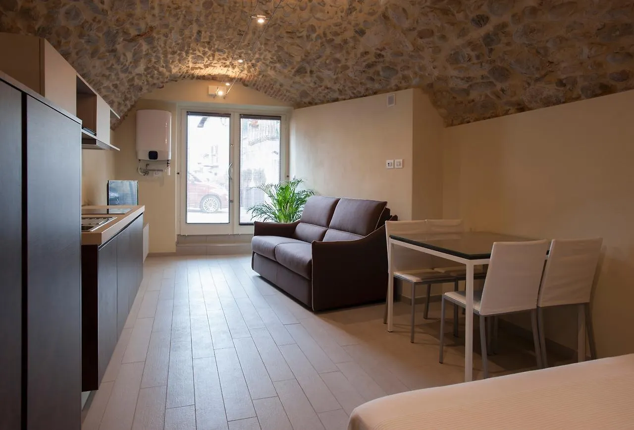 La Bellavita Del Garda Luxury Apartments San Felice del Benaco 0*,  Italy